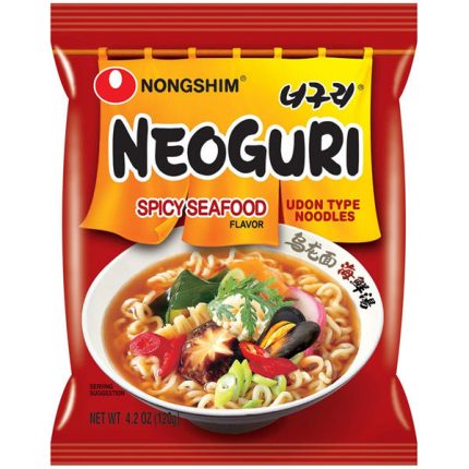 I noodles Neoguri ai frutti di mare di Nongshim hanno un gusto delicato, ma saporito.